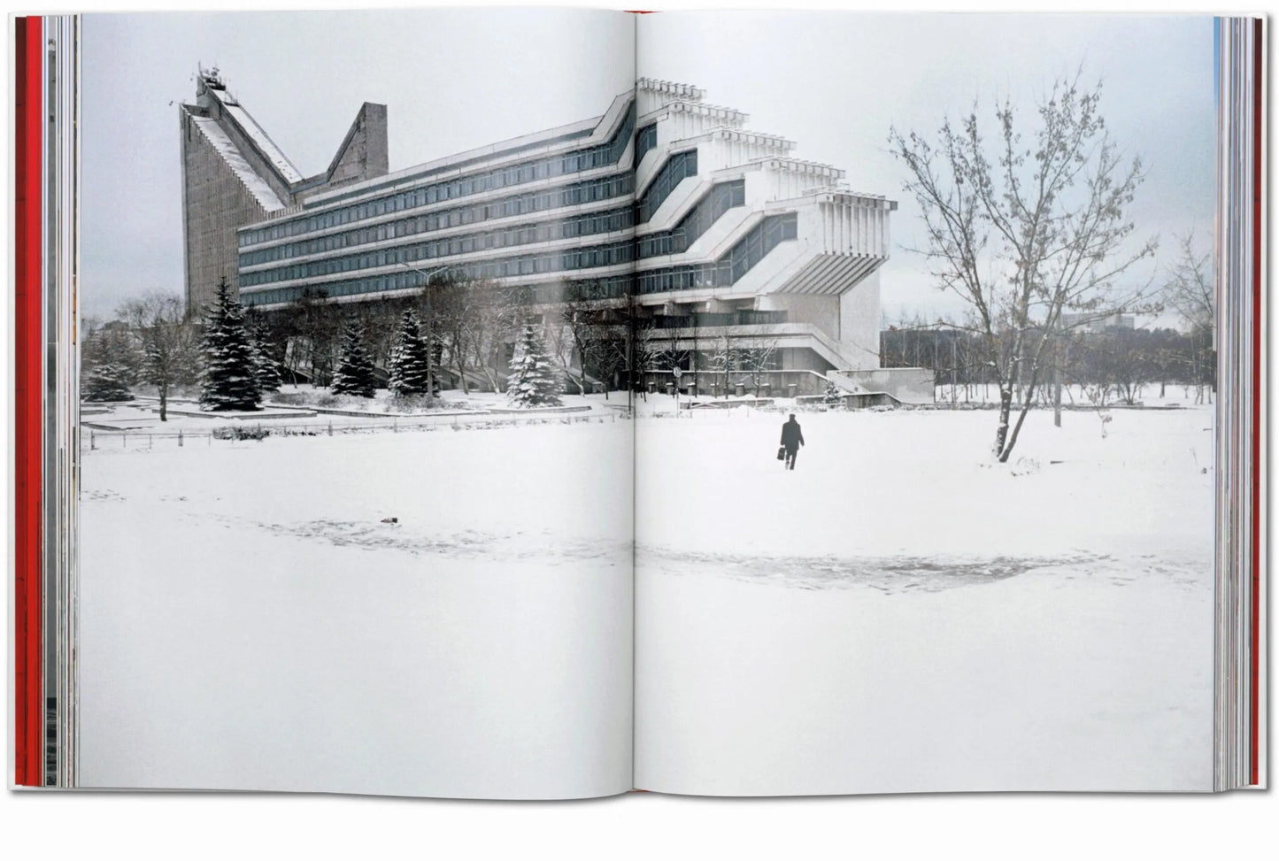 Cosmic Communist Constructions Photographed | Frédéric Chaubin